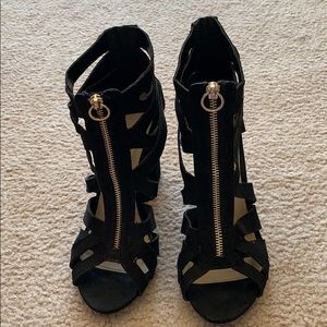 CLOSET CLEAN OUT!!! Black heels size 10